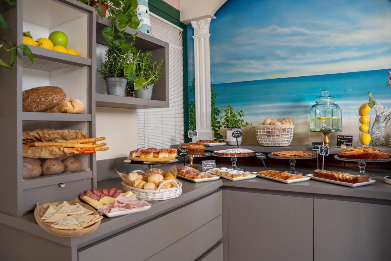 Albergo Ristorante Pozzi Белларія-Іджеа-Марина Екстер'єр фото